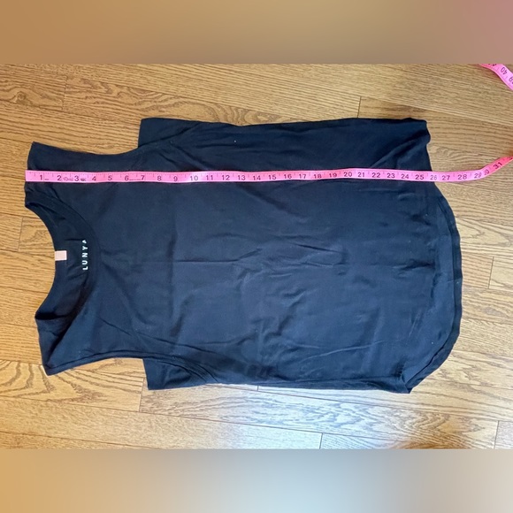 Lunya Restore Muscle Tee - Picture 14 of 15